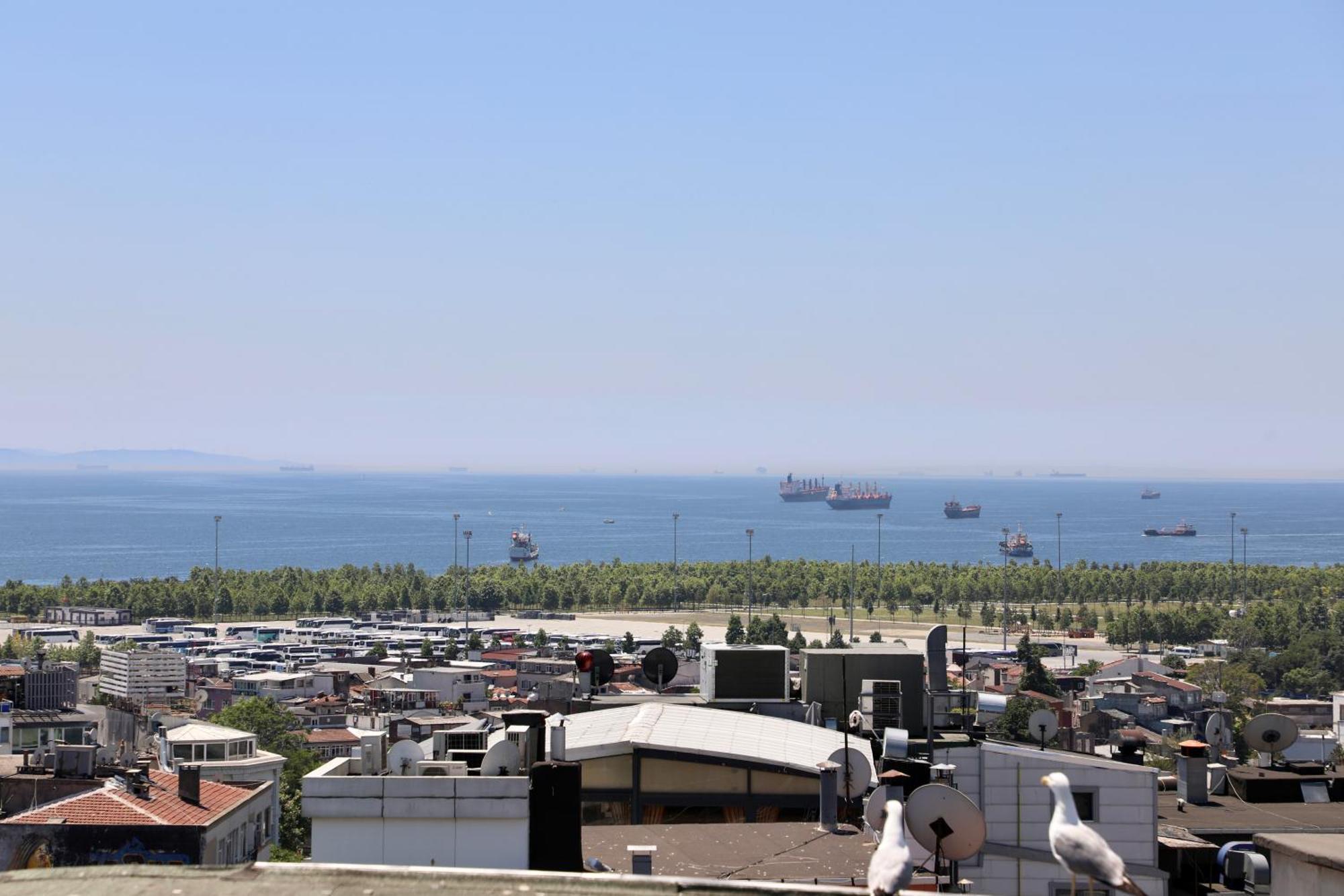 Istanbul Royal Hotel Exterior photo